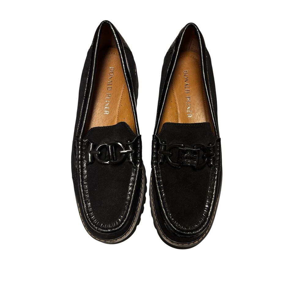 Donald Pliner Women's Helio Lugsole Loafer Black 6.5 M Slip On Suede Casual